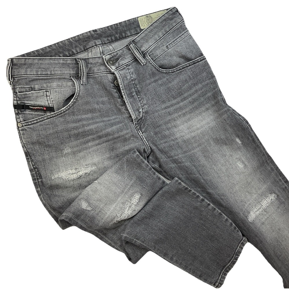 Diesel D-Bazer Jeans Men Sz 32x32 Gray Tapered Distressed Button Fly Denim